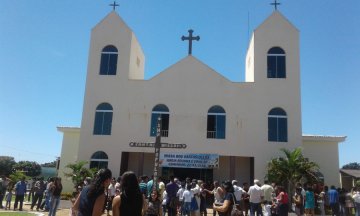 DIOCESE DE MIRACEMA CELEBRA MISSA DOS SANTOS ÓLEOS