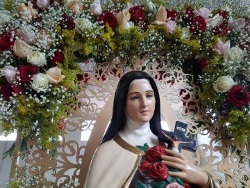 FESTA EM LOUVOR A SANTA TERESINHA DO MENINO JESUS, PADROEIRA DA DIOCESE DE MIRACEMA